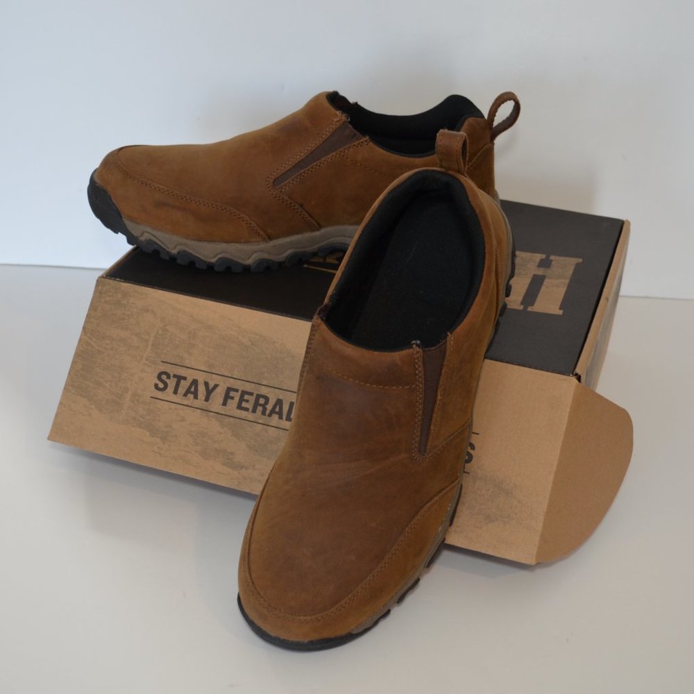 Duluth Men's Wild Boar Leather Mocs (13)